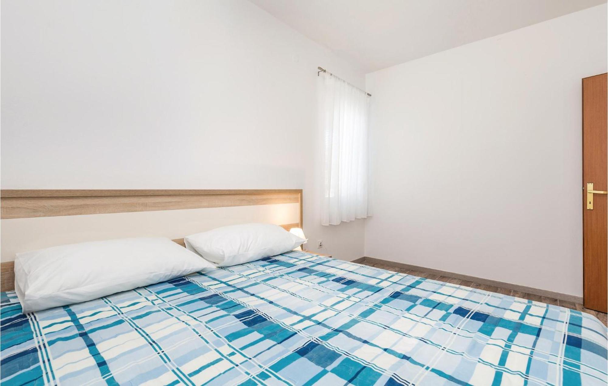 Lovely Apartment In Mandre With Wifi Ngoại thất bức ảnh