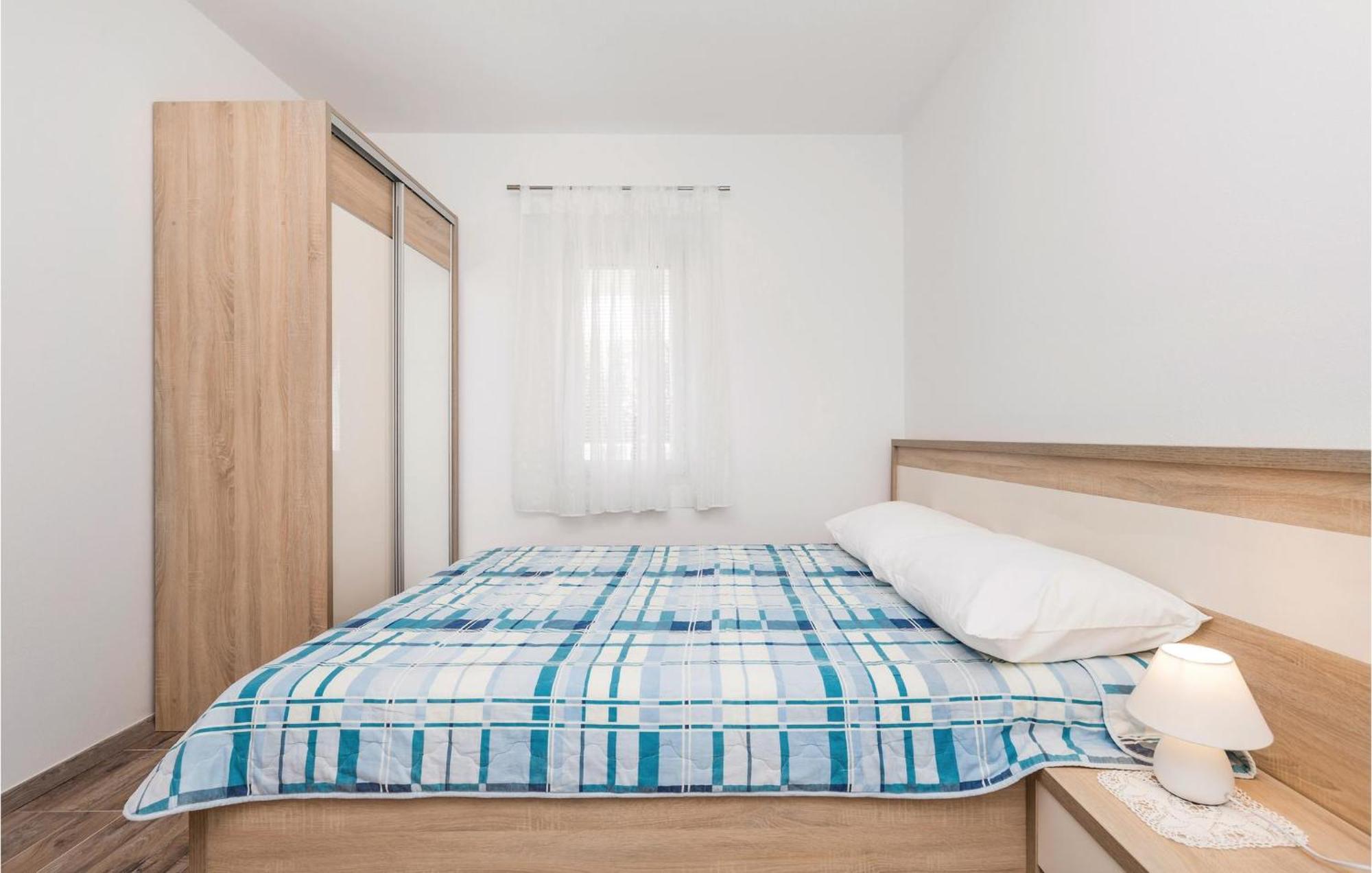 Lovely Apartment In Mandre With Wifi Ngoại thất bức ảnh